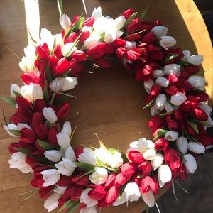 Beautiful Spring Tulip Wreaths